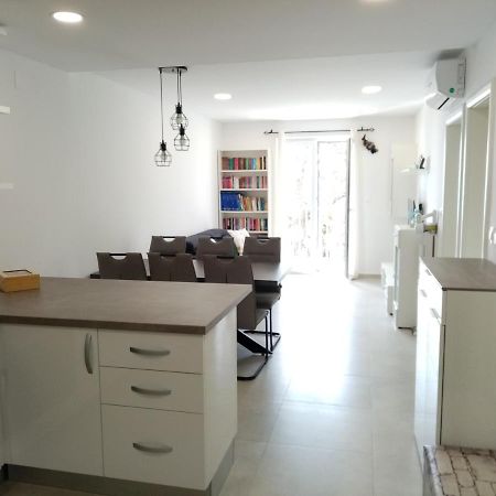 Apartament Dvosobni Apartman Luka Mlini Zewnętrze zdjęcie