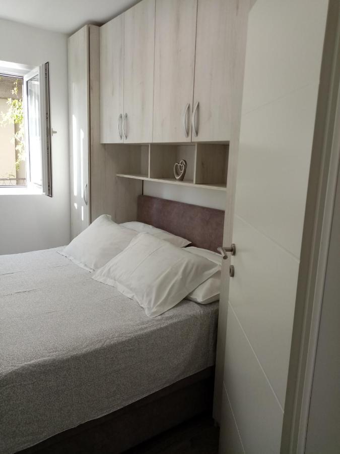 Apartament Dvosobni Apartman Luka Mlini Zewnętrze zdjęcie