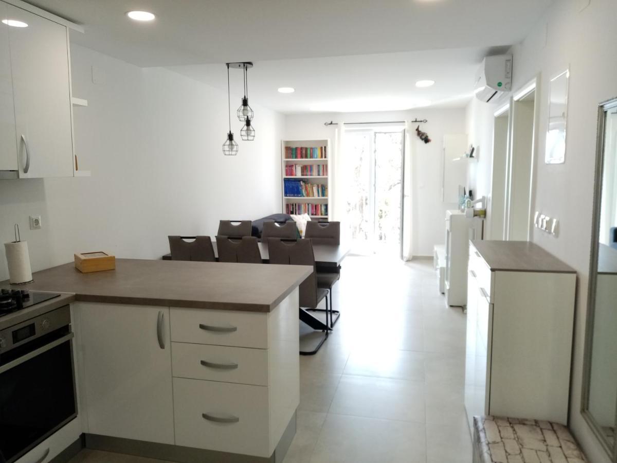 Apartament Dvosobni Apartman Luka Mlini Zewnętrze zdjęcie